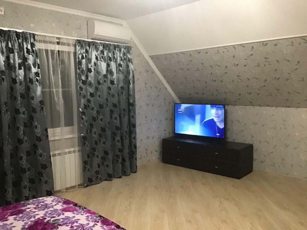 Guest House Yug Адлер Екстериор снимка